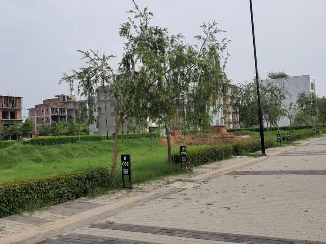 Residential Plot in Sector 84 for resale Faridabad. The reference number is 19776492
