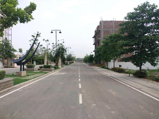 Residential Plot in Sector 84 for resale Faridabad. The reference number is 20615643
