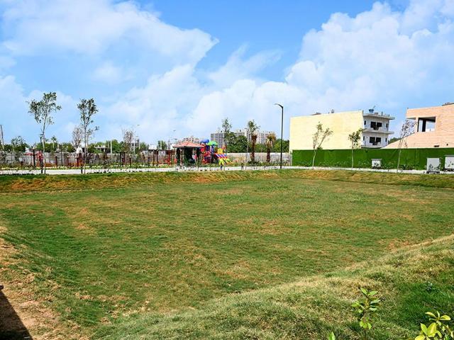 Residential Plot in Sector 84 for resale Faridabad. The reference number is 20716547