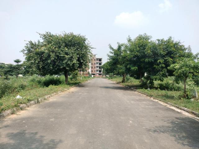 Residential Plot in Sector 84 for resale Faridabad. The reference number is 21104315