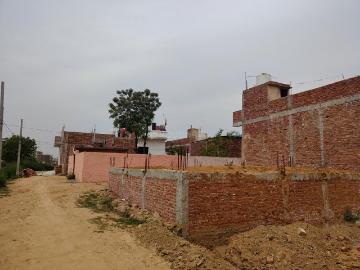 Residential Plot in Sector 88 for resale Noida. The reference number is 19727689