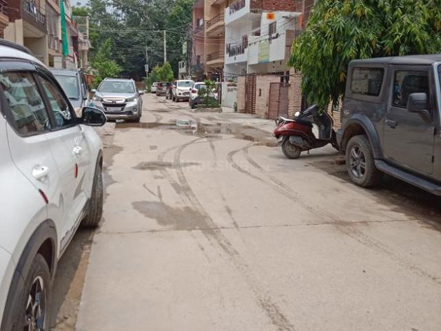 Residential Plot in Sector 8 for resale Faridabad. The reference number is 20985517