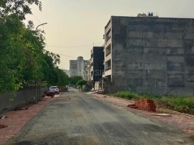 Residential Plot in Sector 92 for resale Noida. The reference number is 20529175