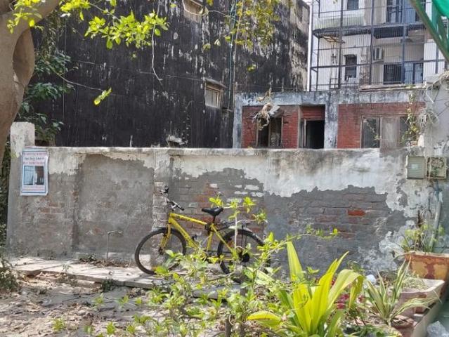 Residential Plot in Sector 92 for resale Noida. The reference number is 20837679