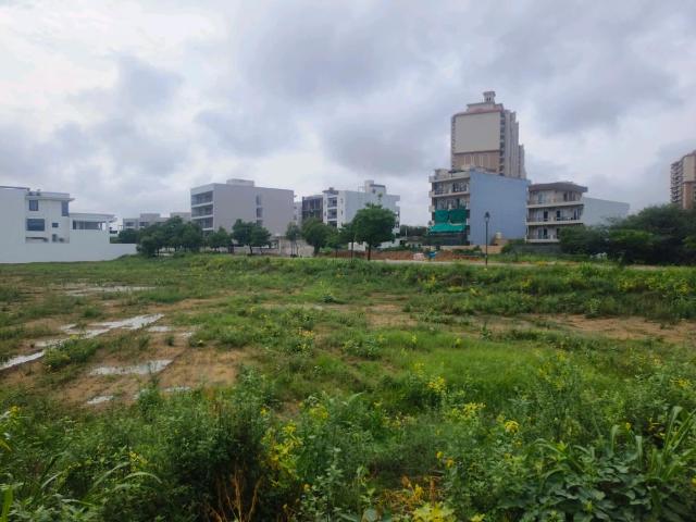 Residential Plot in Sector 92 for resale Gurgaon. The reference number is 17926797