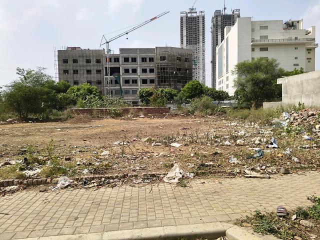Residential Plot in Sector 92 for resale Gurgaon. The reference number is 20325184