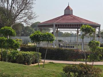 Residential Plot in Sector 98 for resale Faridabad. The reference number is 19626372