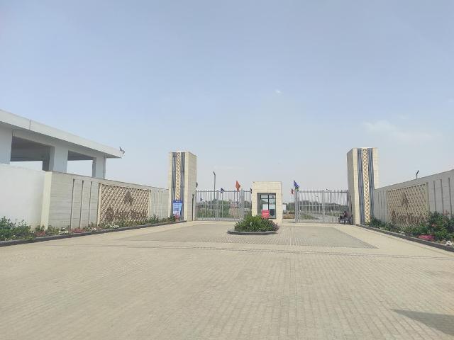 Residential Plot in Sector 98 for resale Faridabad. The reference number is 20943441