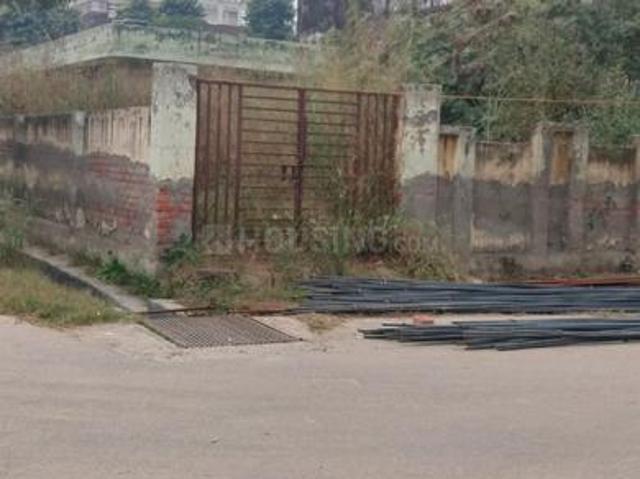 Residential Plot in Sector 99 for resale Noida. The reference number is 20248995