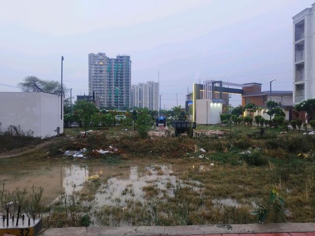 Residential Plot in Sector 99A for resale Gurgaon. The reference number is 20644829