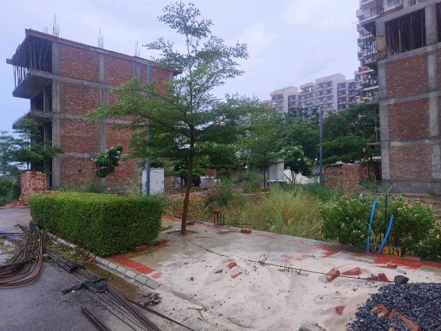 Residential Plot in Sector 99A for resale Gurgaon. The reference number is 20645001