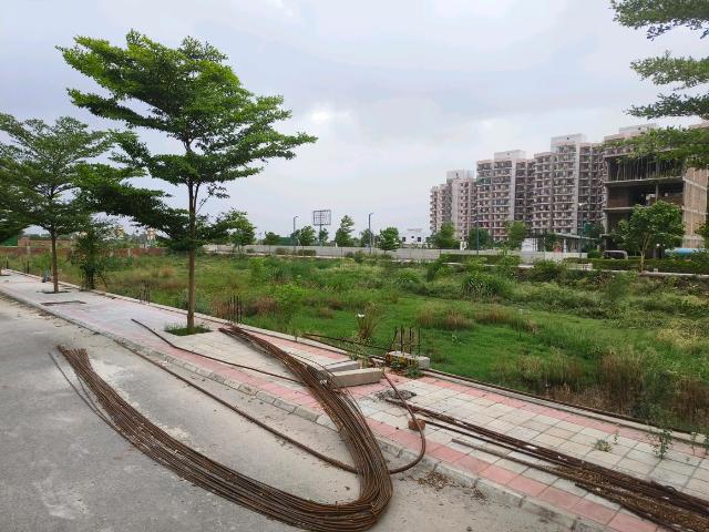 Residential Plot in Sector 99A for resale Gurgaon. The reference number is 20697401