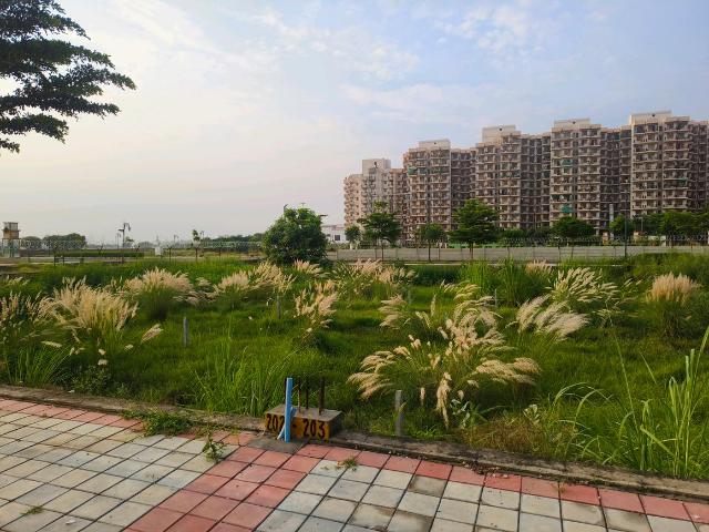 Residential Plot in Sector 99A for resale Gurgaon. The reference number is 21044209