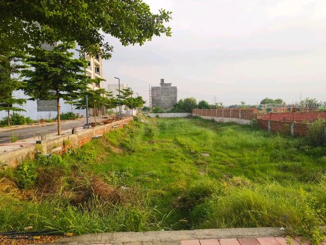 Residential Plot in Sector 99A for resale Gurgaon. The reference number is 21044219