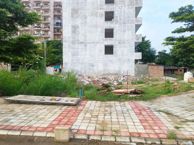 Residential Plot in Sector 99A for resale Gurgaon. The reference number is 21040457