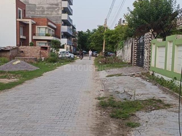 Residential Plot in Sector 9 for resale Gurgaon. The reference number is 21017635