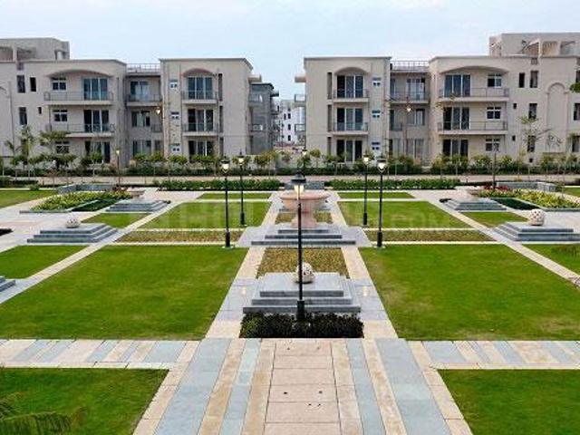 Residential Plot in Sector 102 for resale Gurgaon. The reference number is 20623832