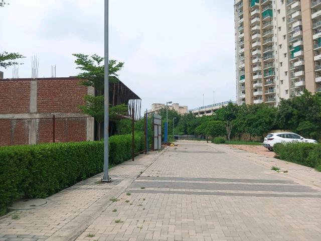 Residential Plot in Sector 102 for resale Gurgaon. The reference number is 20888128