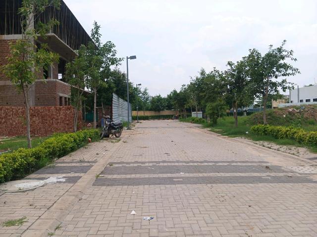 Residential Plot in Sector 102 for resale Gurgaon. The reference number is 20888211