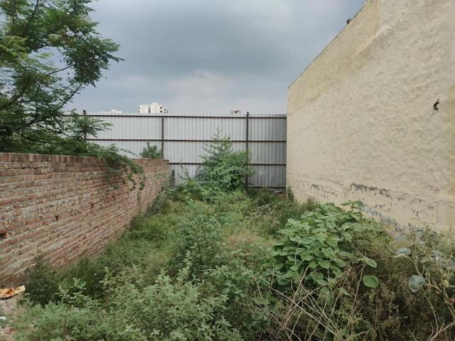 Residential Plot in Sector 105 for resale Gurgaon. The reference number is 21240867