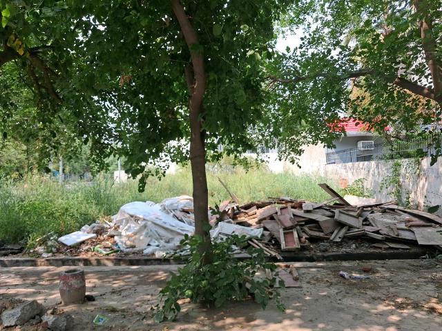 Residential Plot in Sector 105 for resale Noida. The reference number is 20354730