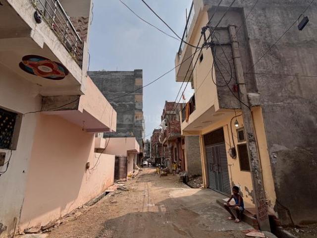 Residential Plot in Sector 112 for resale Noida. The reference number is 20852806