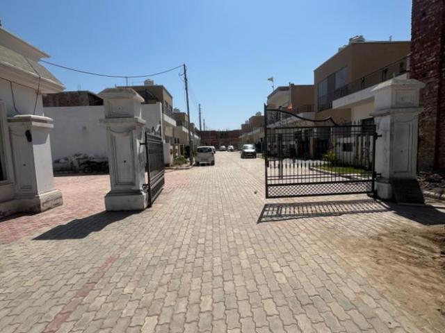 Residential Plot in Sector 115 for resale Mohali. The reference number is 14102618