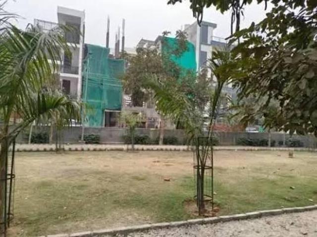 Residential Plot in Sector 116 for resale Noida. The reference number is 21354413