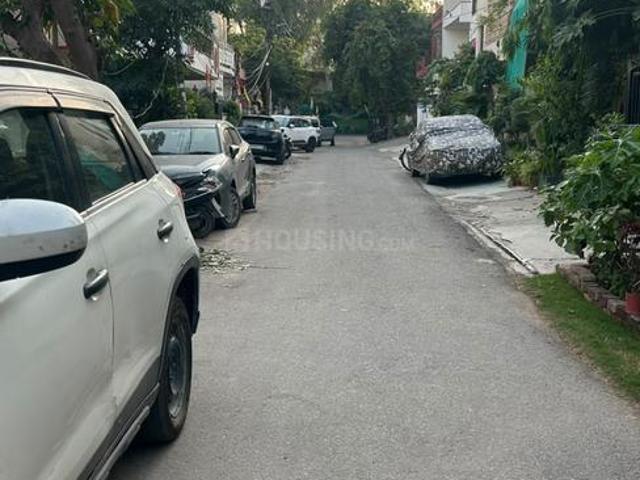 Residential Plot in Sector 11 for resale Noida. The reference number is 21273741
