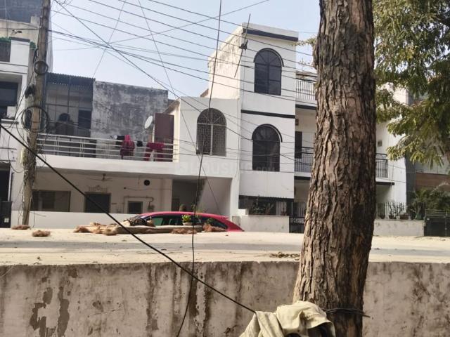 Residential Plot in Sector 122 for resale Noida. The reference number is 20168087
