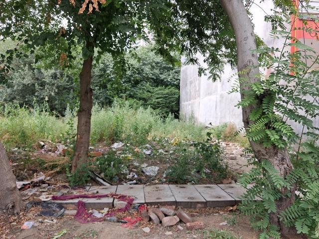 Residential Plot in Sector 122 for resale Noida. The reference number is 20355039