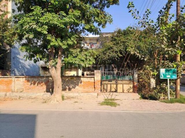 Residential Plot in Sector 122 for resale Noida. The reference number is 21062943
