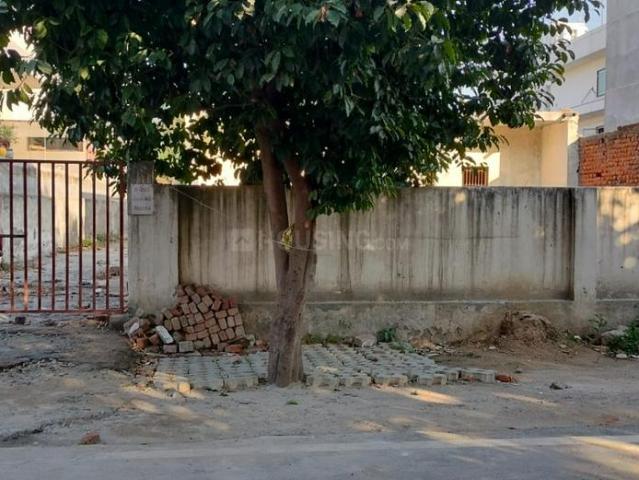 Residential Plot in Sector 12 for resale Noida. The reference number is 20253736