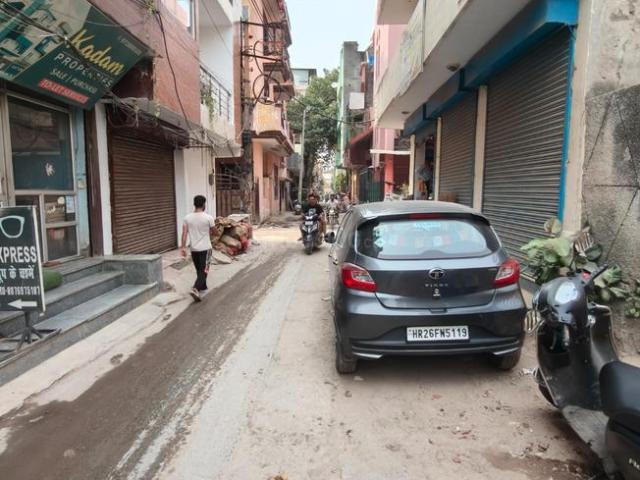Residential Plot in Sector 12 for resale Gurgaon. The reference number is 21290925