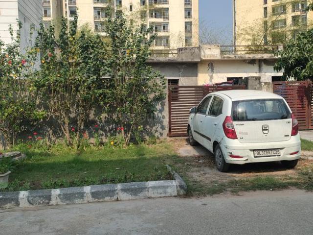 Residential Plot in Sector 133 for resale Noida. The reference number is 20628240