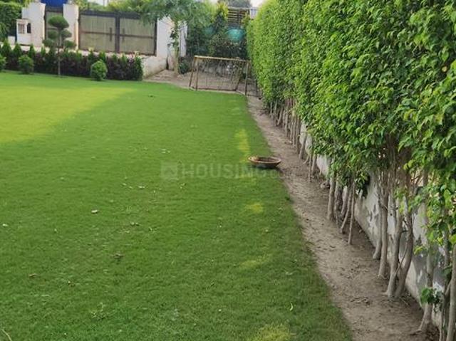 Residential Plot in Sector 135 for resale Noida. The reference number is 21149211