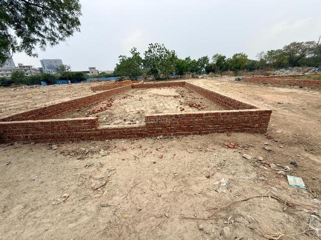 Residential Plot in Sector 138 for resale Noida. The reference number is 20562155
