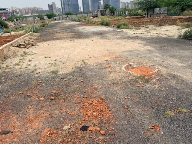 Residential Plot in Sector 138 for resale Noida. The reference number is 20598063