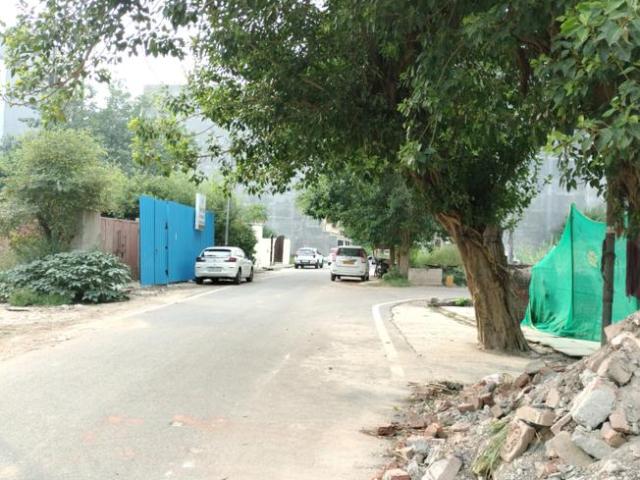 Residential Plot in Sector 17 Dwarka for resale New Delhi. The reference number is 20606514