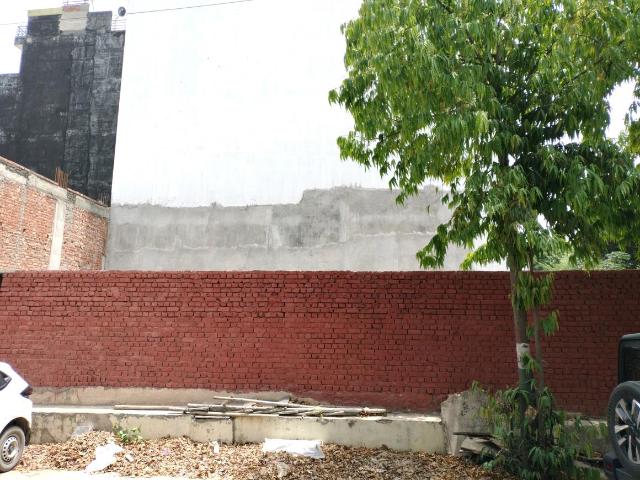Residential Plot in Sector 17 Dwarka for resale New Delhi. The reference number is 20085604