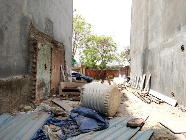 Residential Plot in Sector 17 Dwarka for resale New Delhi. The reference number is 20092546