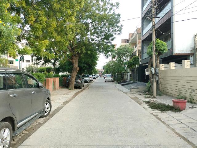Residential Plot in Sector 17 for resale Faridabad. The reference number is 18708788