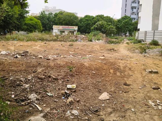 Residential Plot in Sector 17 for resale Gurgaon. The reference number is 18314957