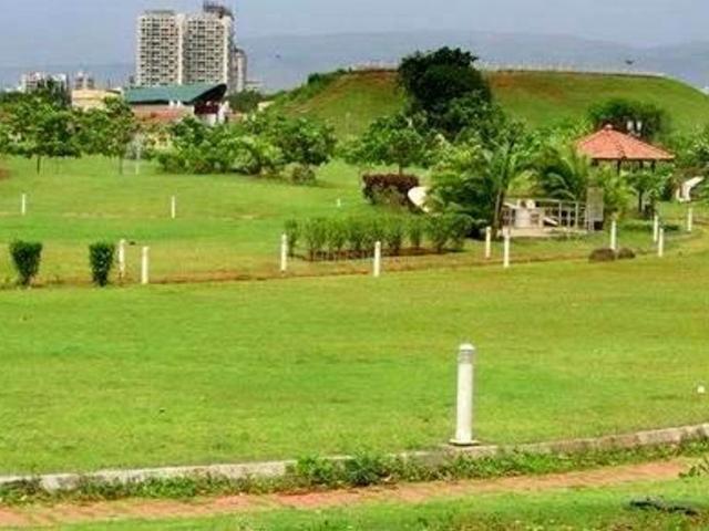 Residential Plot in Sector 17 for resale Sohna. The reference number is 21383983