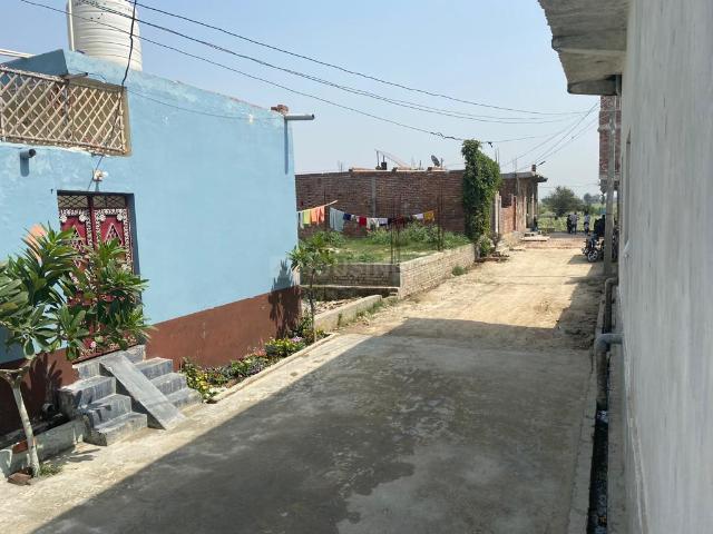 Residential Plot in Sector 144 for resale Noida. The reference number is 20725040