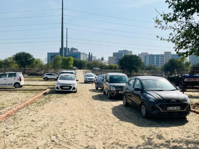 Residential Plot in Sector 144 for resale Noida. The reference number is 21179142