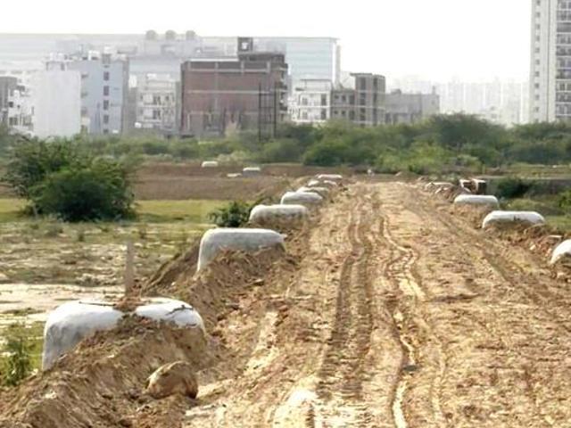Residential Plot in Sector 145 for resale Noida. The reference number is 21374622