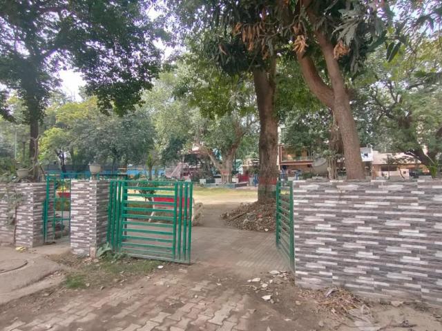 Residential Plot in Sector 14 for resale Gurgaon. The reference number is 13760605