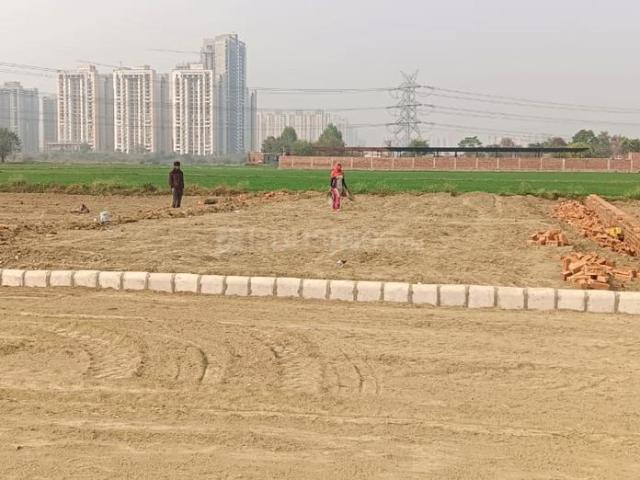 Residential Plot in Sector 150 for resale Noida. The reference number is 21326402