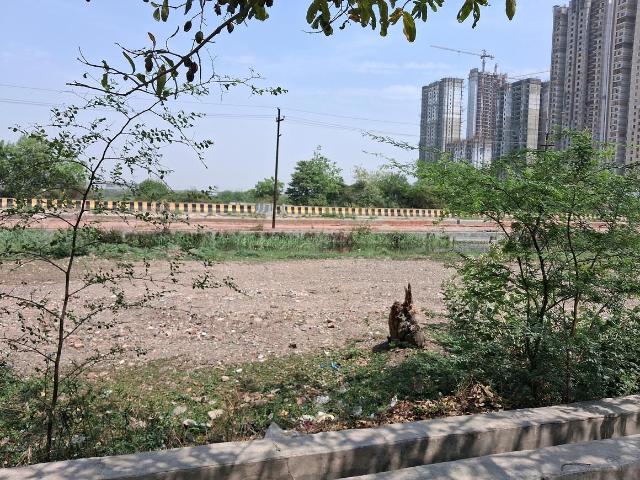 Residential Plot in Sector 151 for resale Noida. The reference number is 19876558